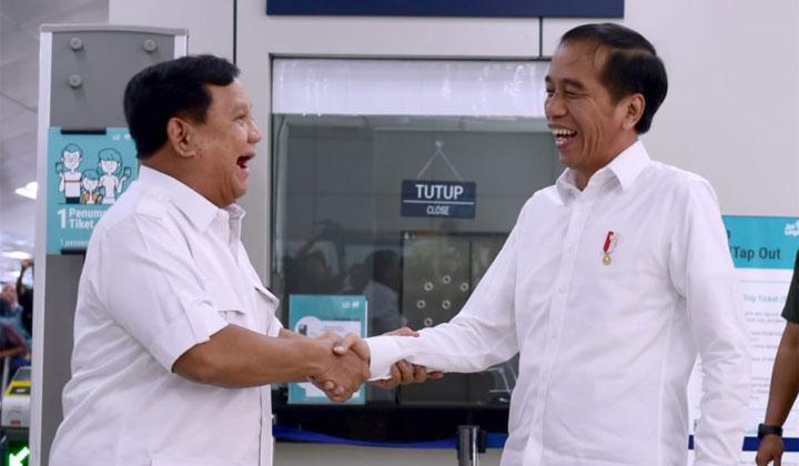 Pengamat: Para Oportunis Terus Berupaya Golkan Jokowi jadi Presiden Tiga Periode