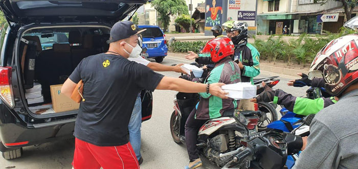 Gerakan Sosial Bagi-bagi Makanan Muncul di Tengah Wabah Pandemi