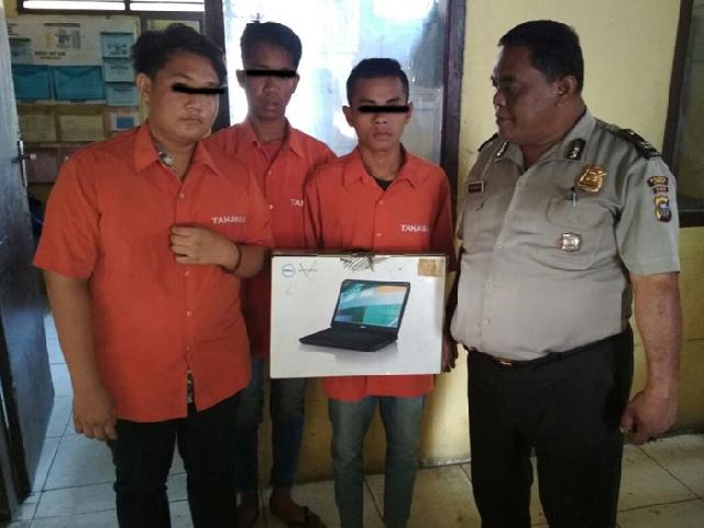 Curi 7 Unit Laptop Madrasah Al Islam Rumbio, 3 Pemuda Ditangkap