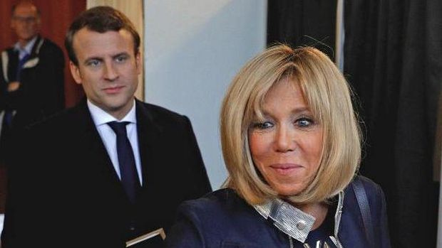 Istri Presiden Prancis Disebut Transgender