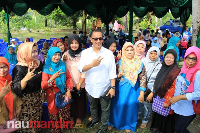 Dihadiri Ibu-ibu Peduli Lingkungan dan Mahasiswa, Sayed Sosialisasi Optimalisasi 4 Pilar MPR RI