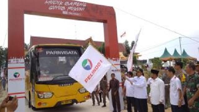 Alfedri Pantau Jalur Mudik Serta Lepas Keberangkatan Mudik Gratis PT Pelindo