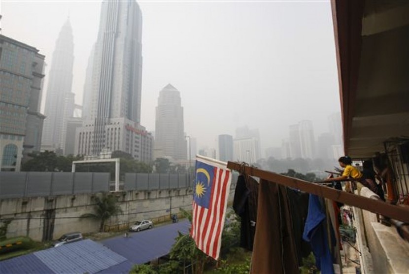 Kabut Asap Tutupi Langit, Malaysia Desak Indonesia Ambil Tindakan