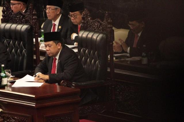 Dinilai Kebablasan, DPR Pastikan Revisi UU KPK