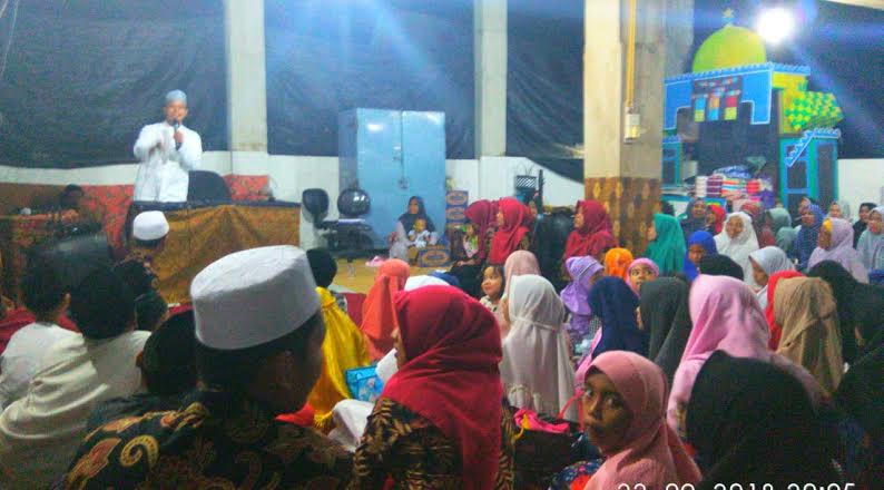 Danyon 132/BS Letkol Aidil Amin Motivasi Masyarakat dan Ratusan Murid TPQ Nurul Ikhsan Pulau Gadang