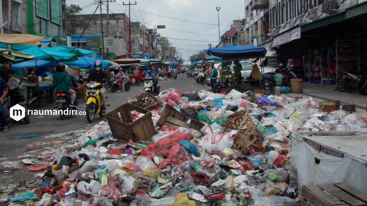 Disebut Darurat Sampah, Pemko Pekanbaru Diminta Cari Akal