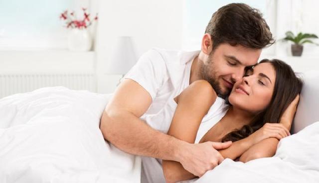6 Hal yang Tak Boleh Wanita Lakukan di Tempat Tidur Saat Bercinta