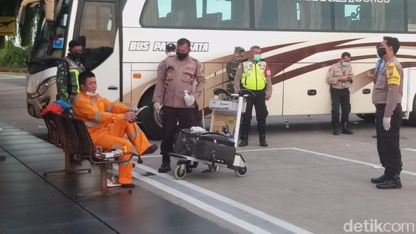 Pekerja China Ngamuk di Bandara Banyuwangi, Polisi Surati Kedubes