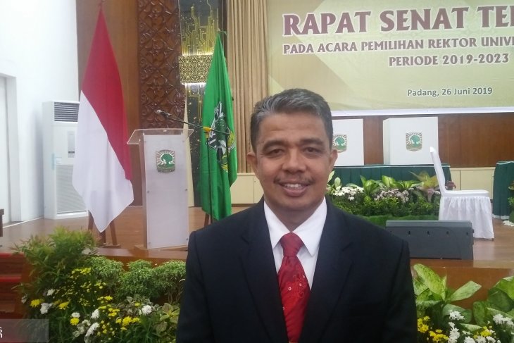 Kalahkan Petahana, Prof Yuliandri Terpilih Jadi Rektor Unand 2019-2023