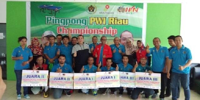 Pingpong PWI Riau Championship Dibuka Kepala SKK Migas, Wartawan PWI Menangkan Empat Sepeda