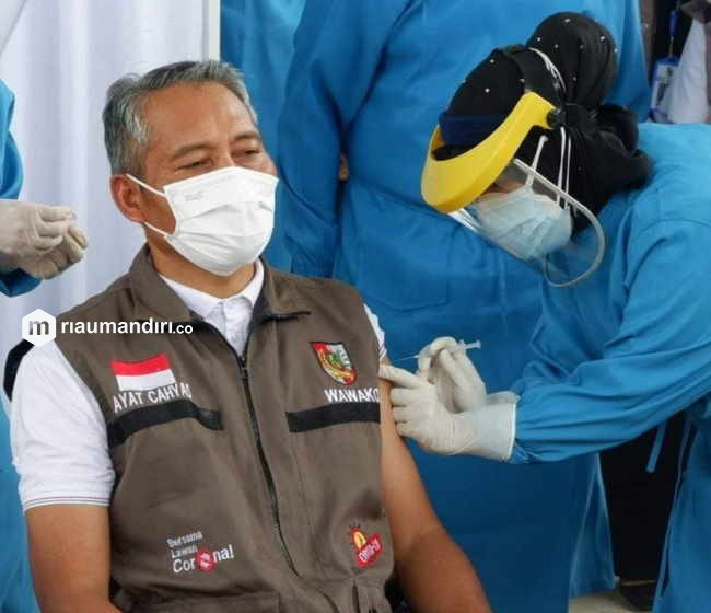 Jokowi Datang, Dinkes Riau Langsung Gesa 10 Ribu Vaksinasi dalam 3 Hari