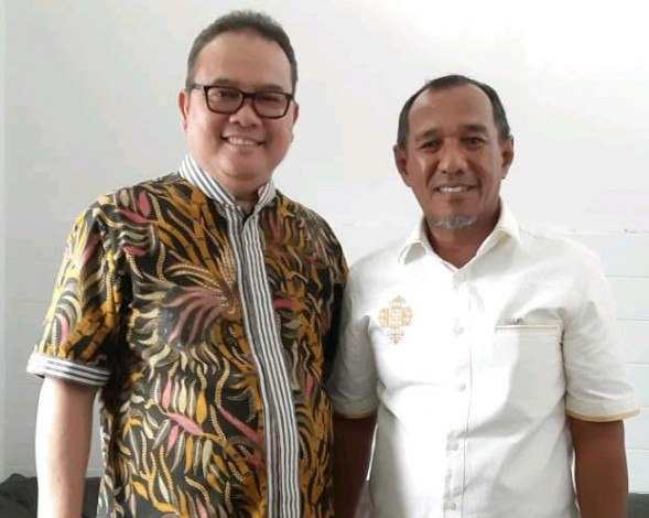 Jelang Pilkada, Mantan Wabup Rohul Hafit Syukri Temui Rusli Zainal