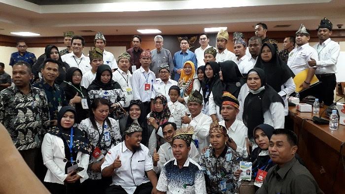 Minta Diangkat Jadi PNS, Tenaga Honorer Riau Datangi DPR dan DPD RI