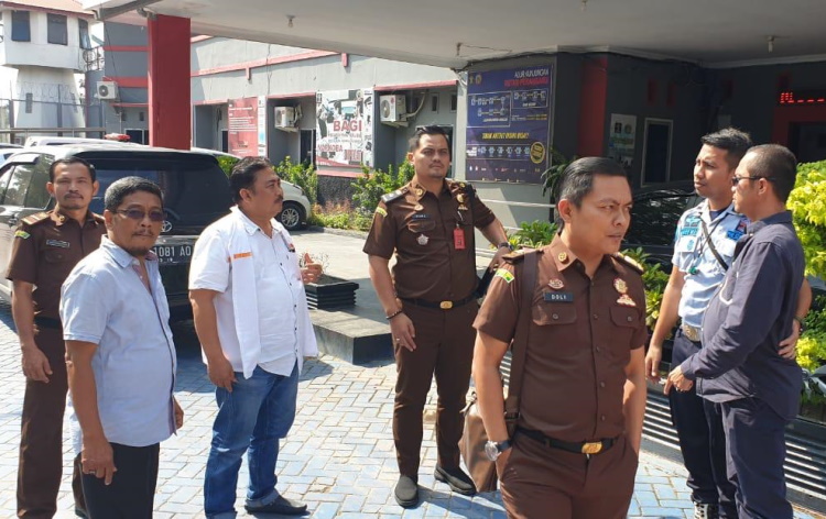 Jaksa Tahan Mantan Anggota DPRD Bengkalis Terkait Korupsi Dana Hibah