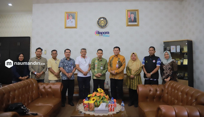 Kadispora Riau Terima Kunjungan Jajaran Disporapar Inhu