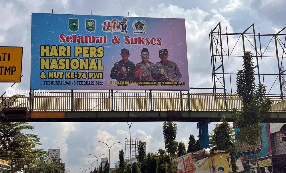 Soal JPO Sudah Terpasang Iklan, Komisi II: Wali Kota Pekanbaru Dikerjai Anak Buah