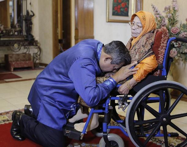 Ibunda Mantan Presiden SBY Dirawat Intens di Rumah Sakit