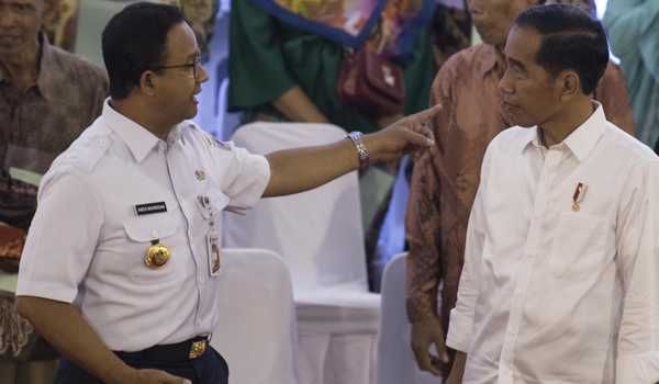 Di Hadapan Anies, Jokowi Geram Ratusan Triliun Uang Mengendap di Pemda