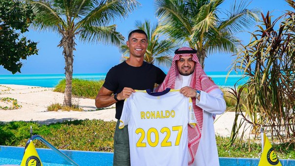 Ronaldo Perpanjang Kontrak di Al Nassr Hingga 2027