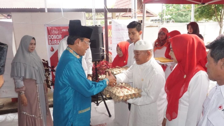 Jelang Ramadhan, Bupati HM Wardan Silaturahmi dengan Pengurus PMI