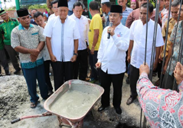 Pembangunan Masjid Nurul Fajar di Desa Tarai Bangun Dimulai