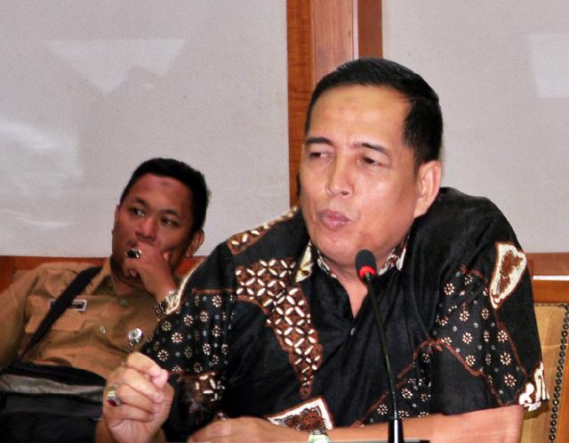 Jabatan Dirut Bank Riau Kepri Sudah 2 Bulan Kosong, Asri Auzar Minta Pemprov Siapkan Tim Pansel 