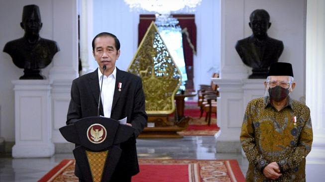 Jokowi Kecam Presiden Macron Hina Islam, Ini Tanggapan PKS