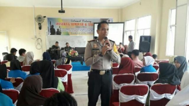 Kapolres Kampar Isi Seminar Cegah Radikalisme di Universitas Pahlawan Tuanku Tambusai