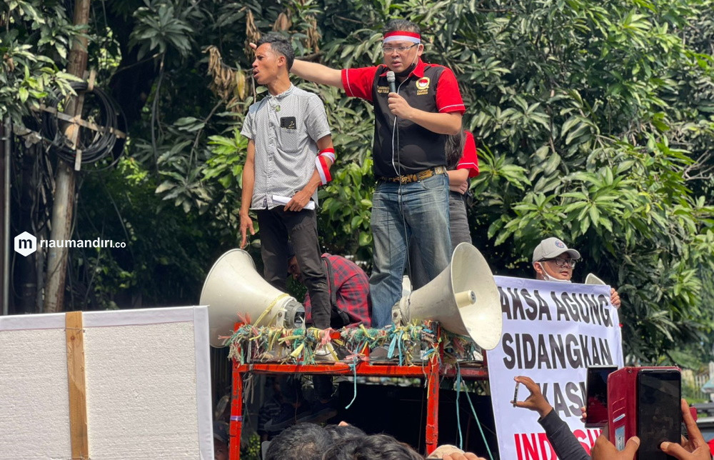 Demo di Mabes Polri, Ribuan Korban Investasi Bodong Dukung LQ Indonesia Lawfirm