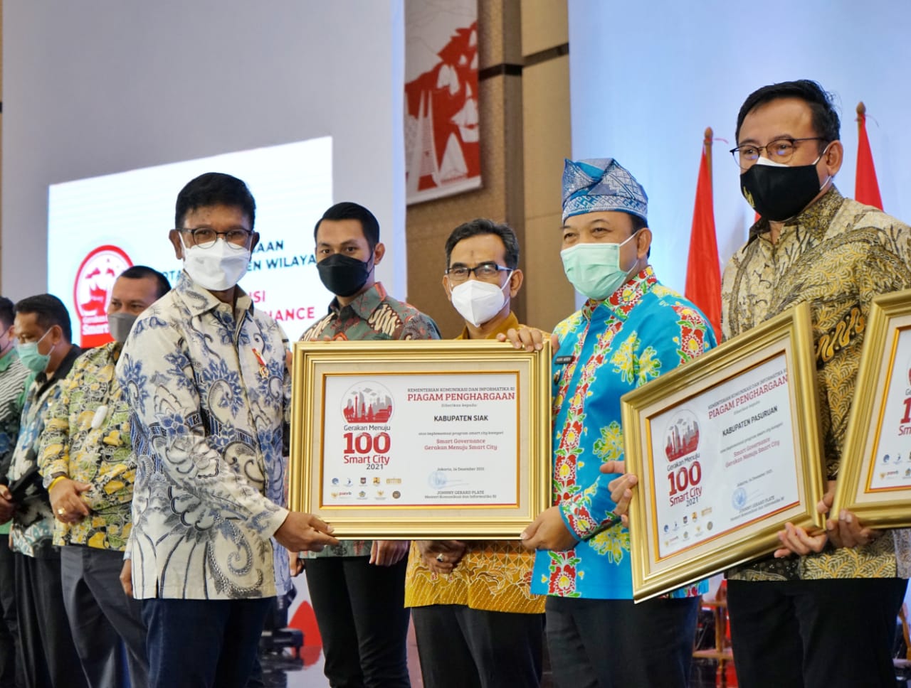 Pemkab Siak Raih Penghargaan Smart Governance dari Kemenkominfo