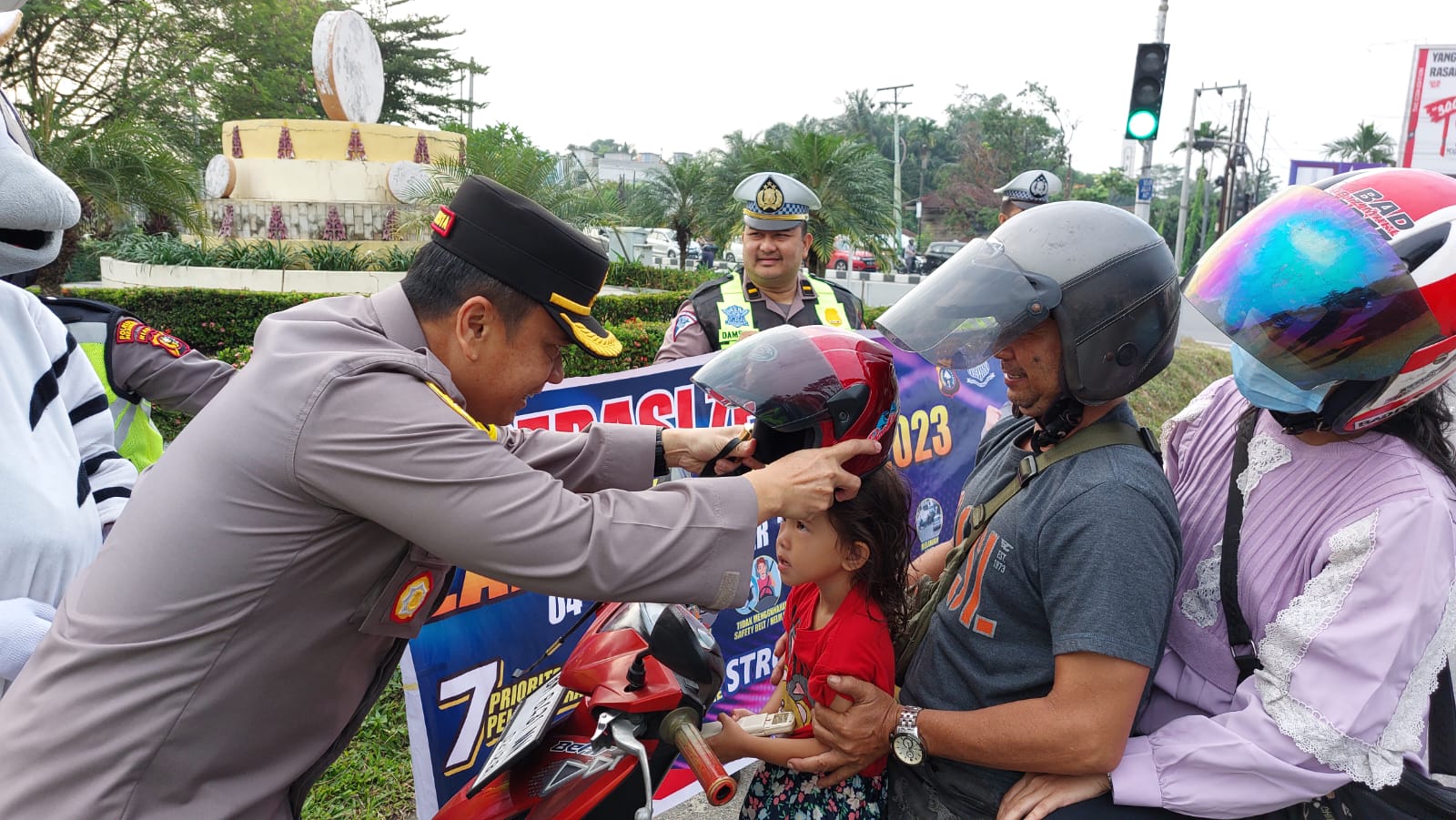 Polisi di Pekanbaru Utamakan Edukasi dan Sosialisasi Dalam Ops Zebra Lancang Kuning 2023