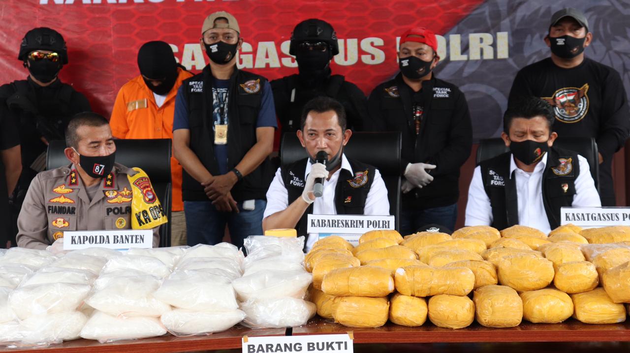 Polisi Gerebek Penyimpanan Sabu 821 Kg Jaringan Timur Tengah di Banten