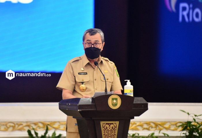 Gubri Teken SK UMK 2022 12 Kabupaten/Kota, Ini Besarannya