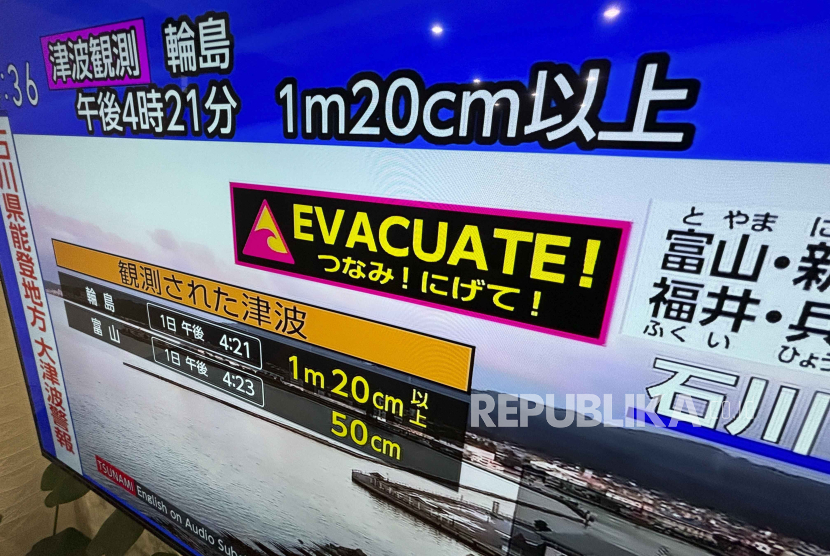 Jepang Keluarkan Peringatan Tsunami Saat Gempa Magnitudo 7,4