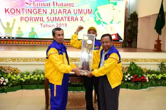 Riau Pertahankan Gelar Juara Umum Porwil Sumatera