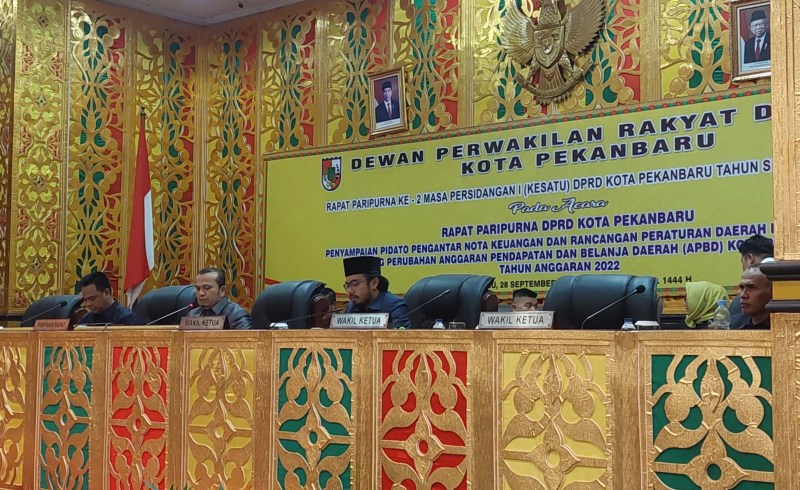 Paripurna DPRD Pekanbaru, Pemko Sampaikan Pidato Pengantar APBD-P TA 2022